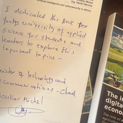 Boek impact digitalisering en AI in Afrika 2.jpg
